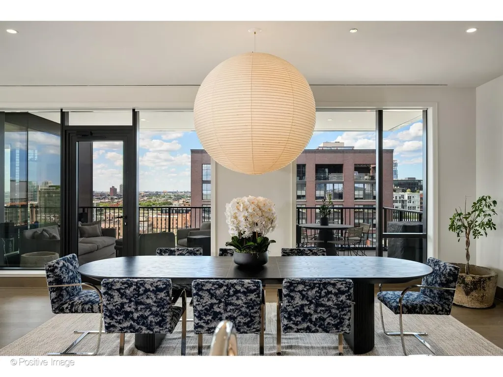 21 North May Street Chicago IL 60607