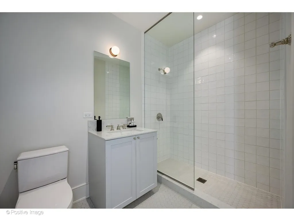 21 North May Street Chicago IL 60607