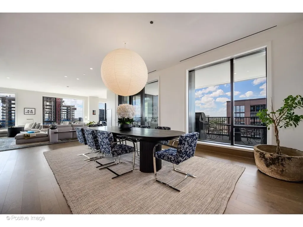 21 North May Street Chicago IL 60607
