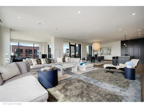 21 North May Street Chicago IL 60607