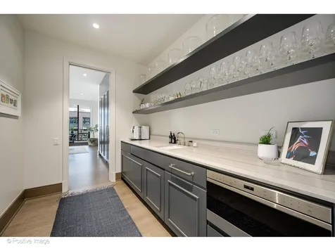 21 North May Street Chicago IL 60607