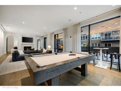 21 North May Street Chicago IL 60607