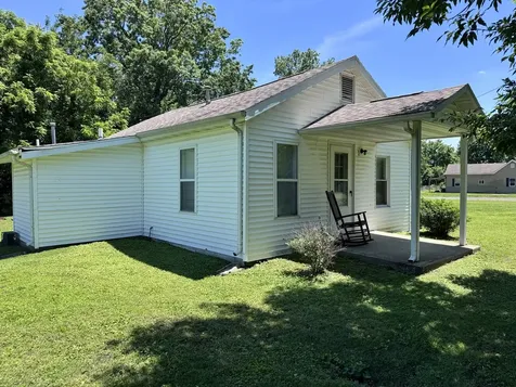 900 South Rotan Street Salem IL 62881
