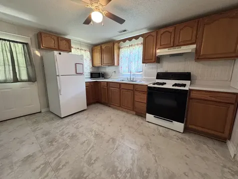 900 South Rotan Street Salem IL 62881