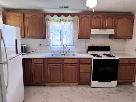 900 South Rotan Street Salem IL 62881