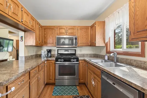 18646 Golfview Avenue Homewood IL 60430