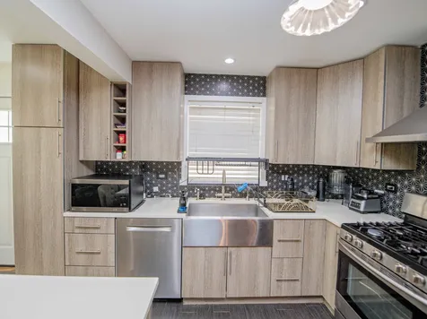 2535 West Street River Grove IL 60171