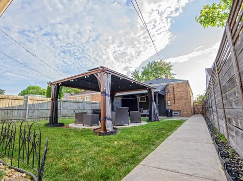 2535 West Street River Grove IL 60171