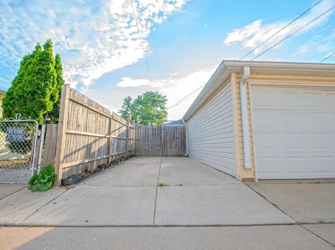 2535 West Street River Grove IL 60171