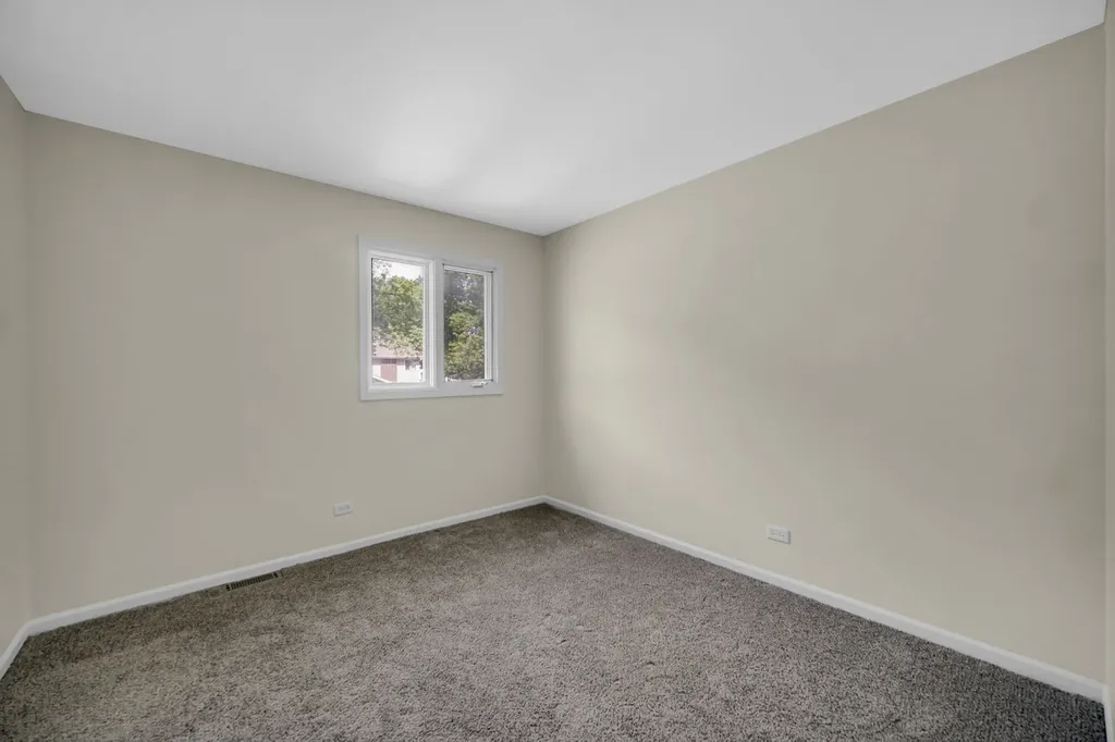 5S027 Pebble Beach Court Naperville IL 60563