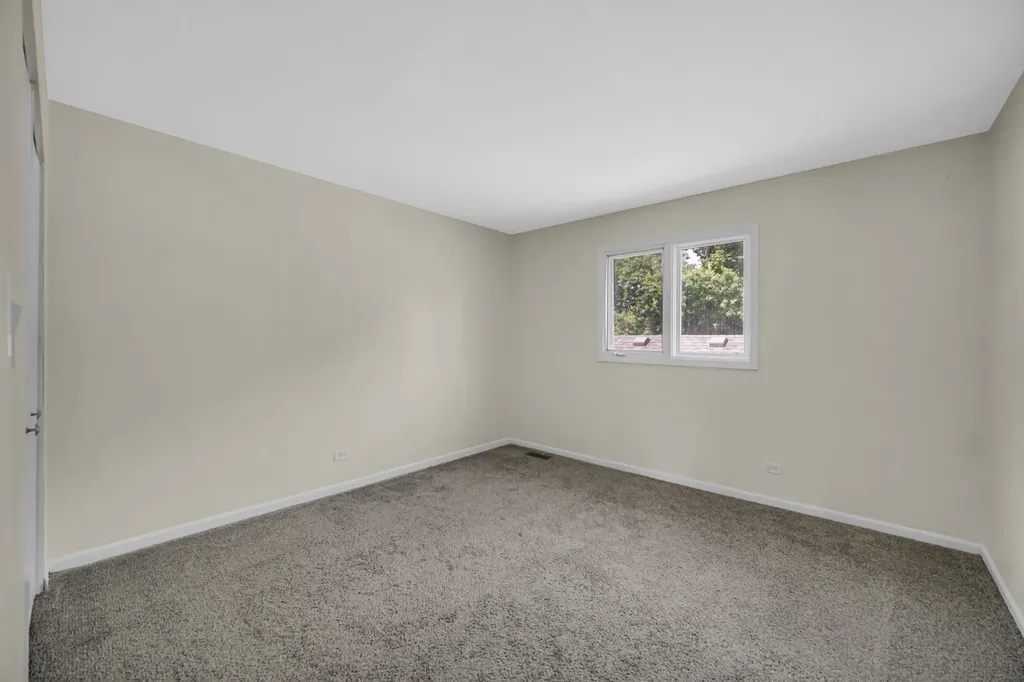 5S027 Pebble Beach Court Naperville IL 60563
