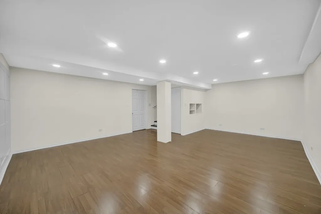5S027 Pebble Beach Court Naperville IL 60563