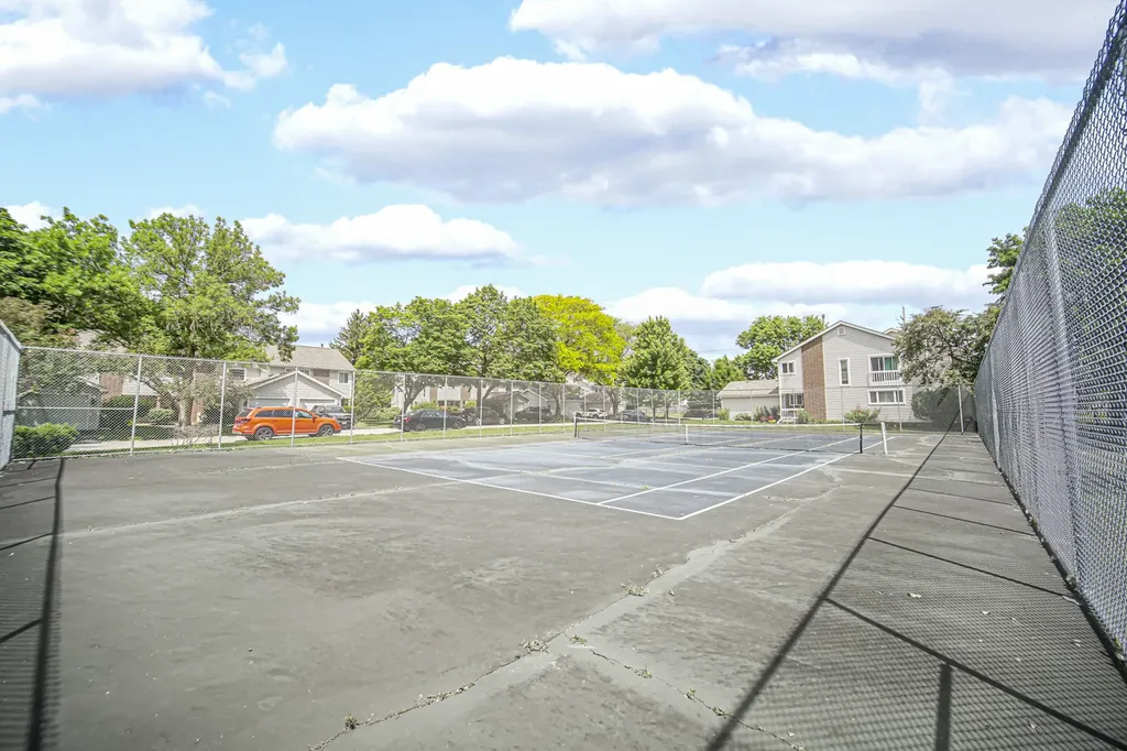 5S027 Pebble Beach Court Naperville IL 60563