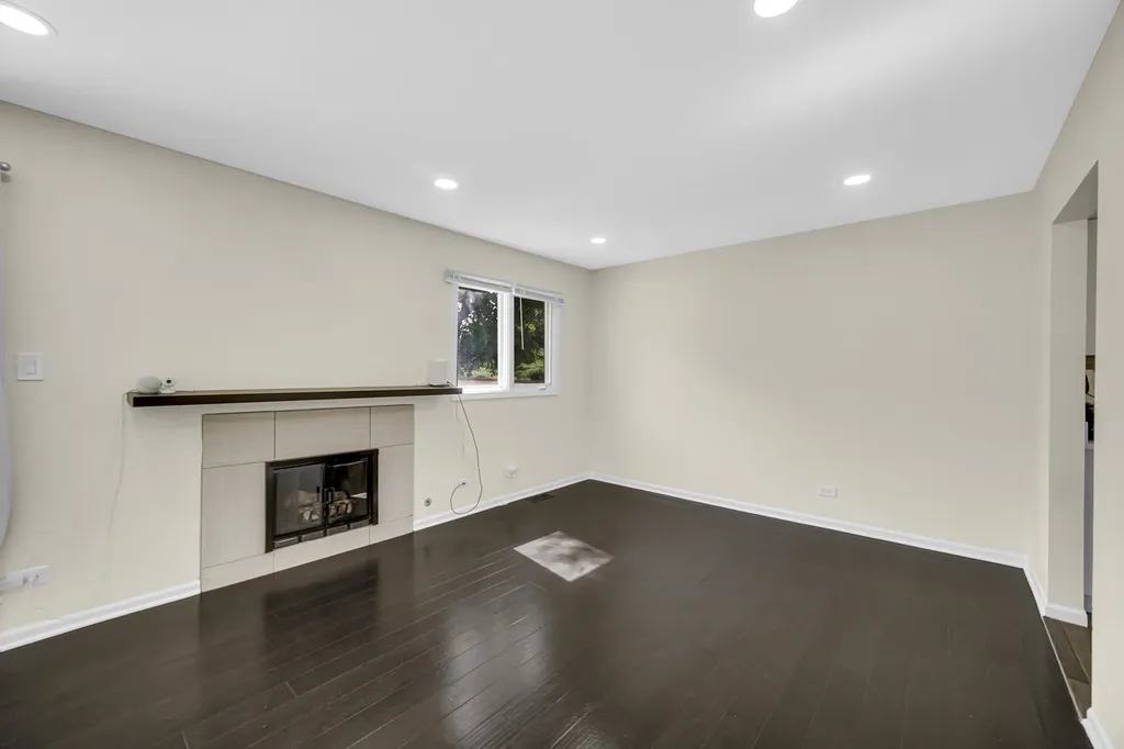 5S027 Pebble Beach Court Naperville IL 60563