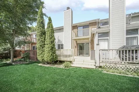 5S027 Pebble Beach Court Naperville IL 60563
