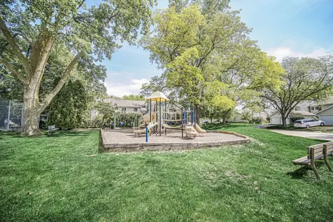 5S027 Pebble Beach Court Naperville IL 60563