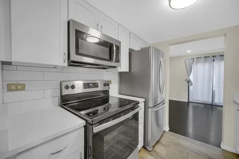 5S027 Pebble Beach Court Naperville IL 60563