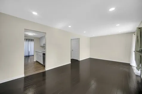 5S027 Pebble Beach Court Naperville IL 60563