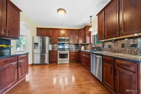 8053 Duane Drive Frankfort IL 60423