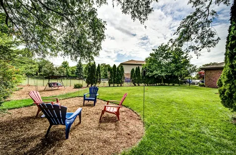 8053 Duane Drive Frankfort IL 60423