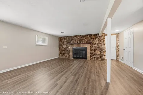 16388 Terry Lane Oak Forest IL 60452