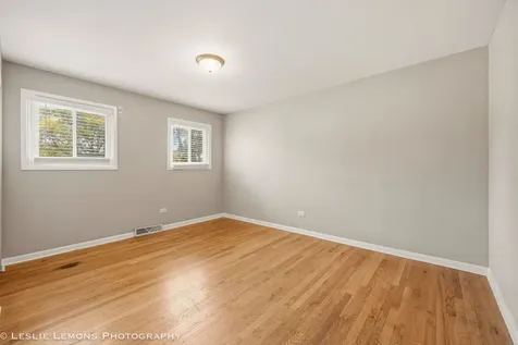 16388 Terry Lane Oak Forest IL 60452