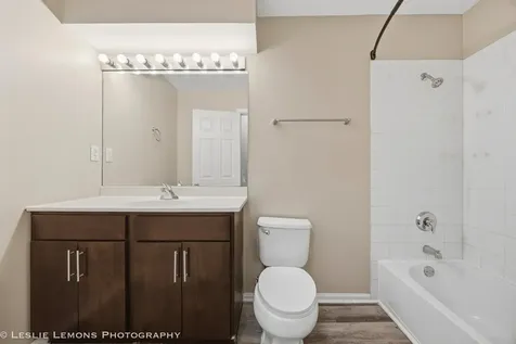 16388 Terry Lane Oak Forest IL 60452