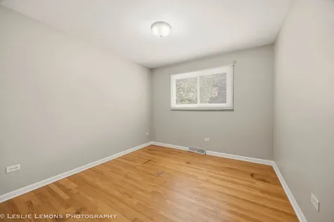 16388 Terry Lane Oak Forest IL 60452