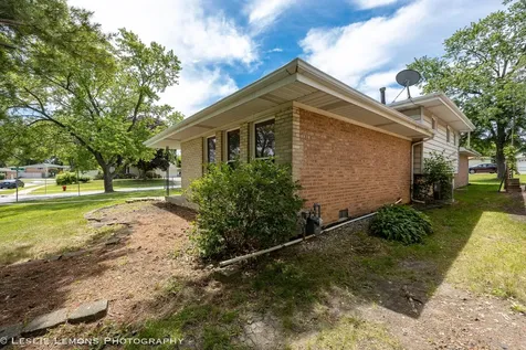 16388 Terry Lane Oak Forest IL 60452