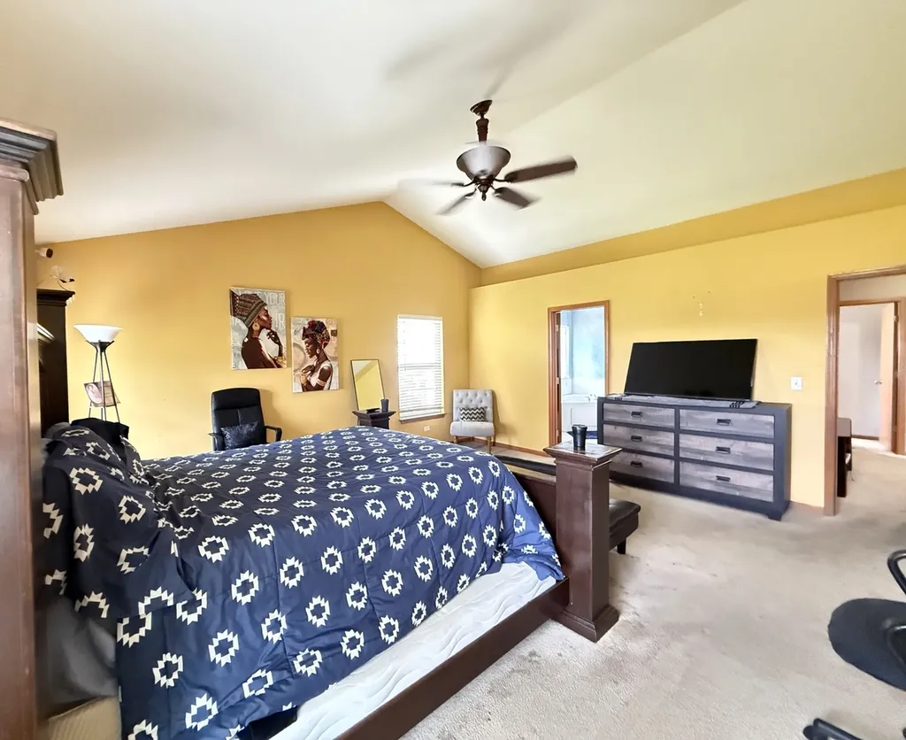 2023 Crosswind Drive Plainfield IL 60586