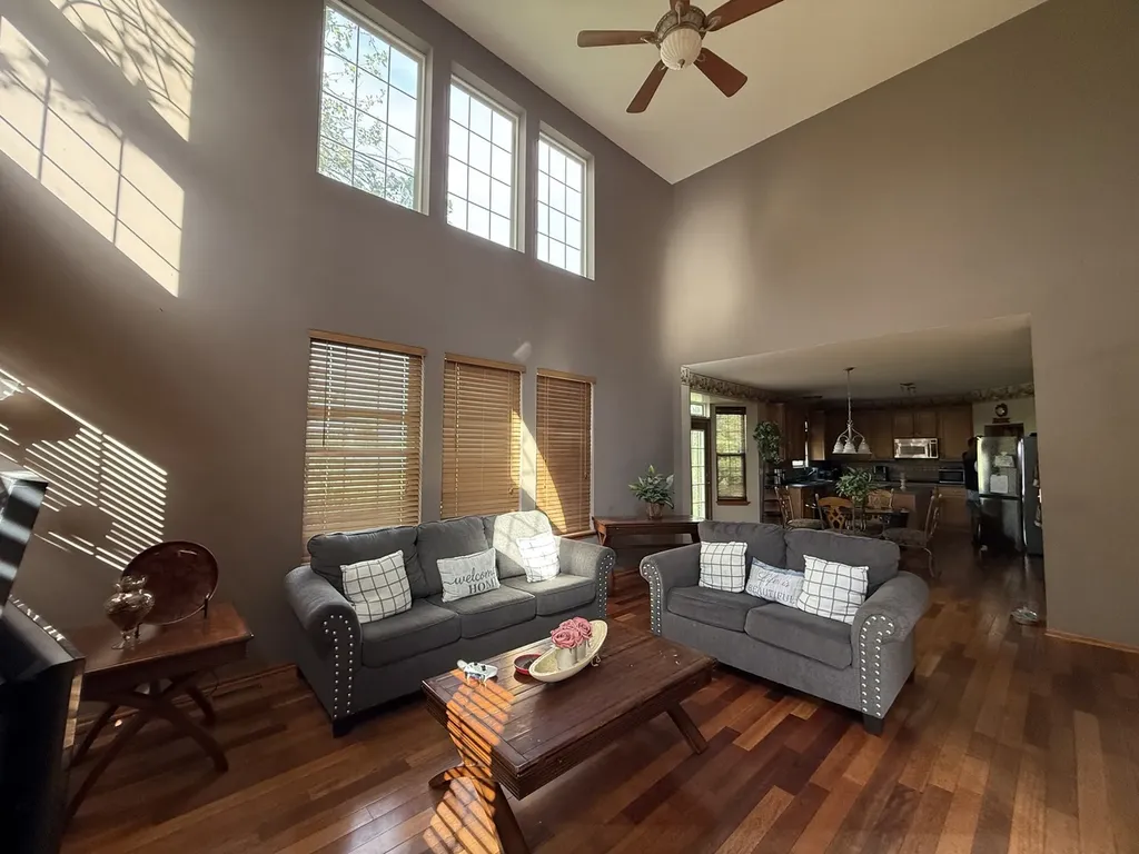 2023 Crosswind Drive Plainfield IL 60586
