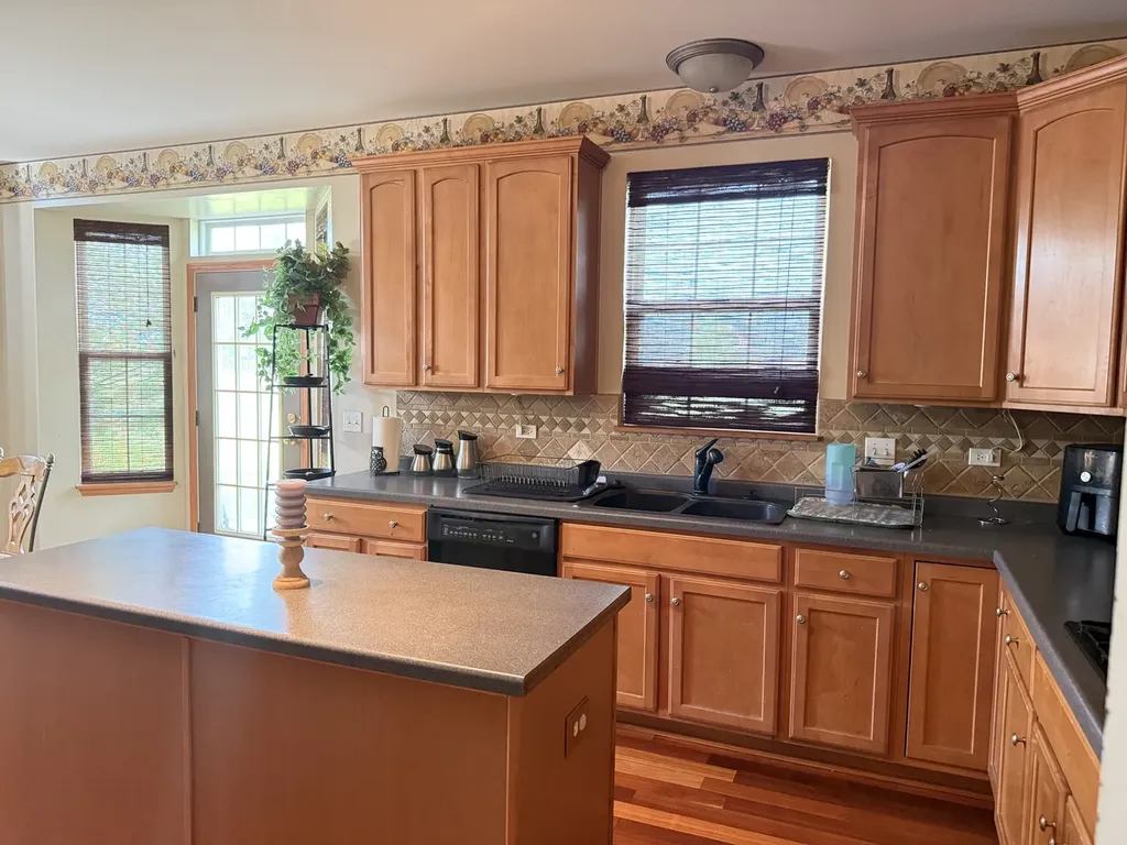 2023 Crosswind Drive Plainfield IL 60586