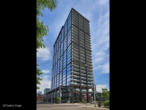 225 North Elizabeth Street Chicago IL 60607