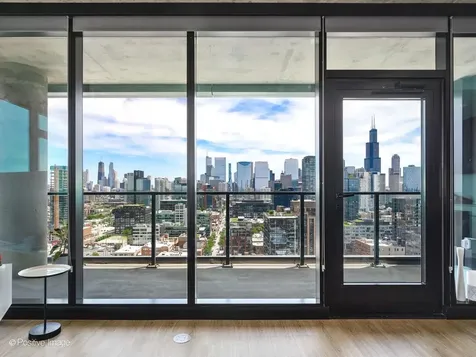 225 North Elizabeth Street Chicago IL 60607