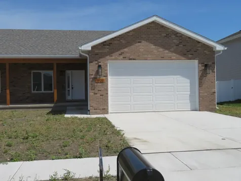 1938 Mountain Road Morris IL 60450