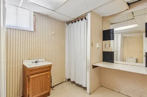 470 North Prairie Avenue Mundelein IL 60060