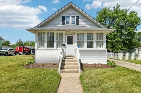 470 North Prairie Avenue Mundelein IL 60060