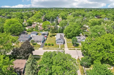 470 North Prairie Avenue Mundelein IL 60060