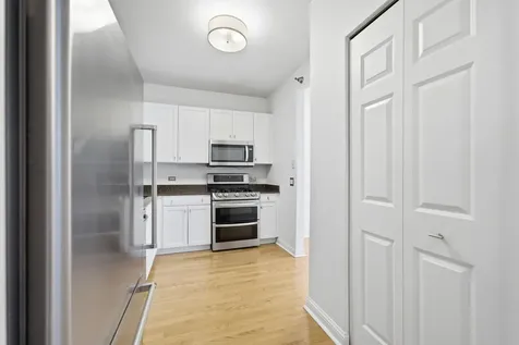 25 East Superior Street Chicago IL 60611