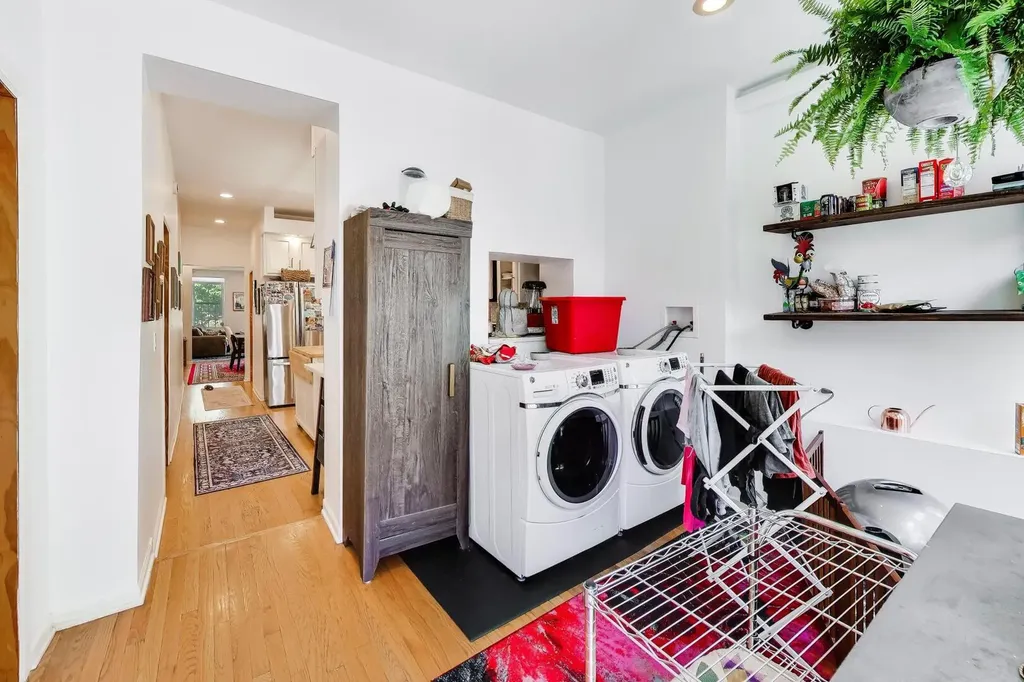 2455 North Sawyer Avenue Chicago IL 60647