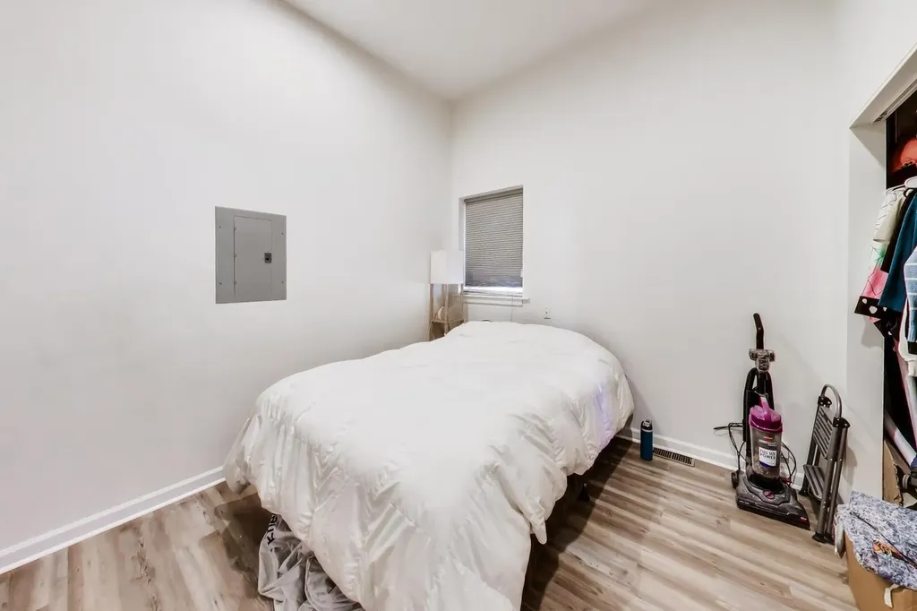 2455 North Sawyer Avenue Chicago IL 60647
