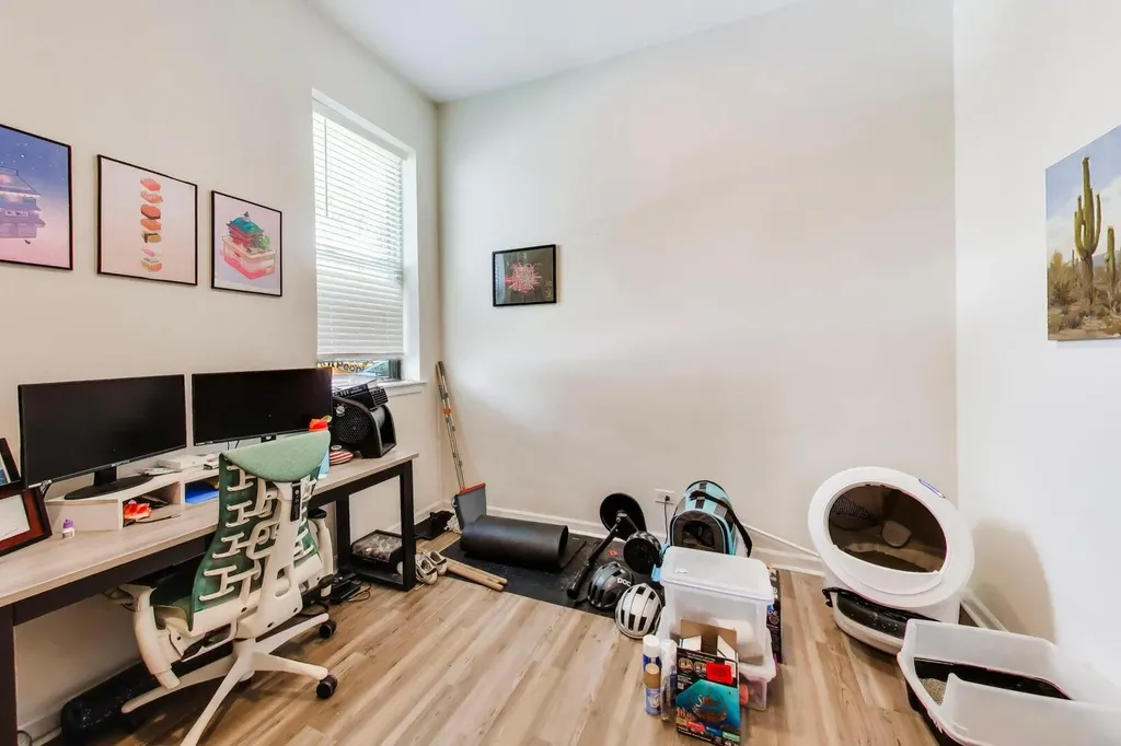 2455 North Sawyer Avenue Chicago IL 60647