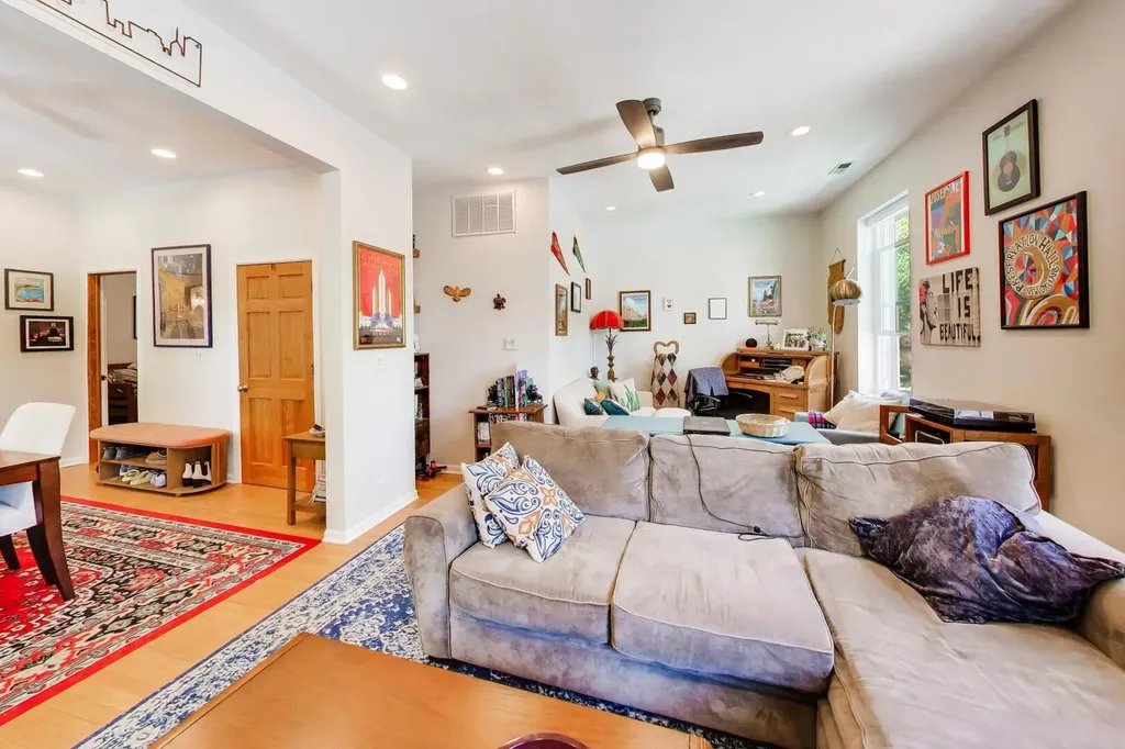 2455 North Sawyer Avenue Chicago IL 60647