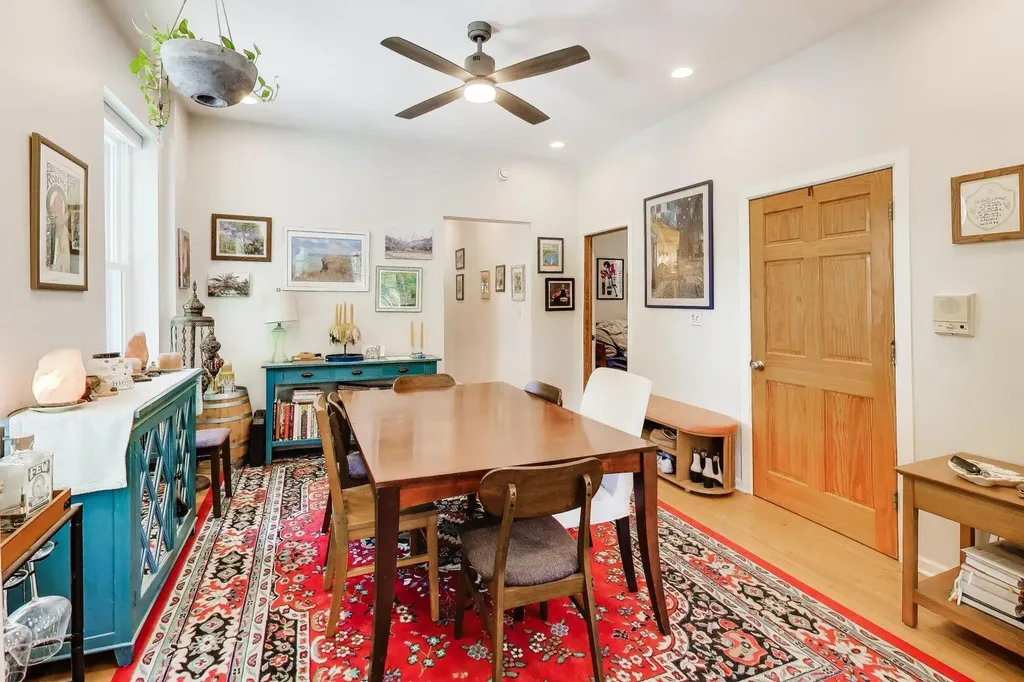 2455 North Sawyer Avenue Chicago IL 60647