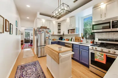2455 North Sawyer Avenue Chicago IL 60647