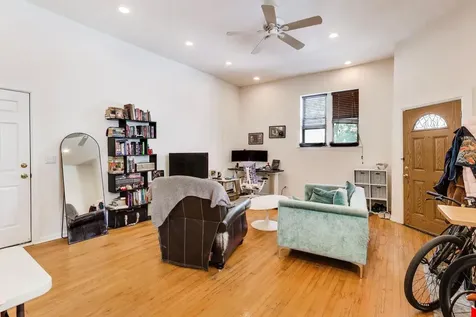 2455 North Sawyer Avenue Chicago IL 60647