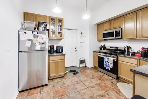 2455 North Sawyer Avenue Chicago IL 60647