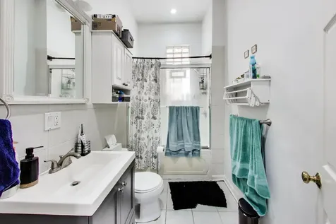 2455 North Sawyer Avenue Chicago IL 60647