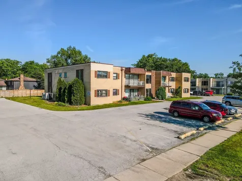 18320 Cherry Creek Drive Homewood IL 60430