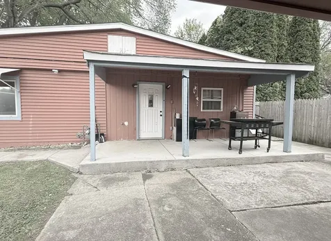42 Rushmore Road Fox Lake IL 60020